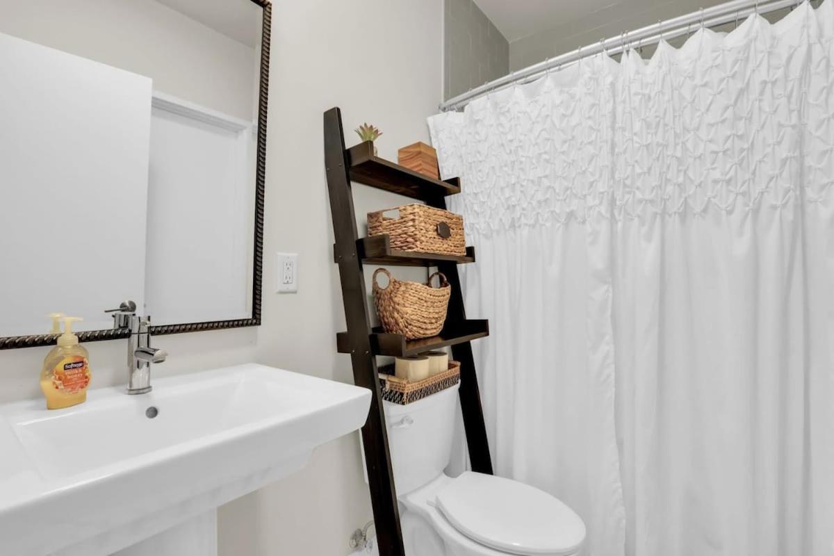 Apartmán The Georgia Peach -near Plant Riverside & Downtown *