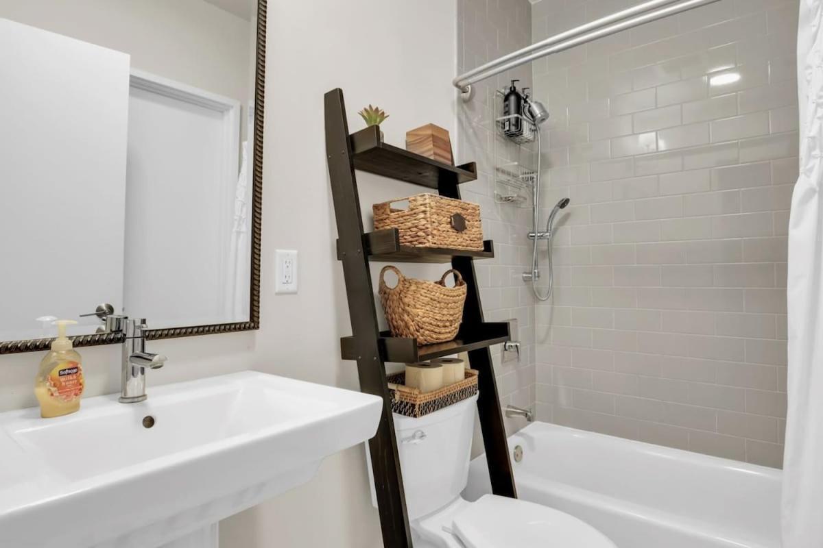 Apartmán The Georgia Peach -near Plant Riverside & Downtown Savannah
